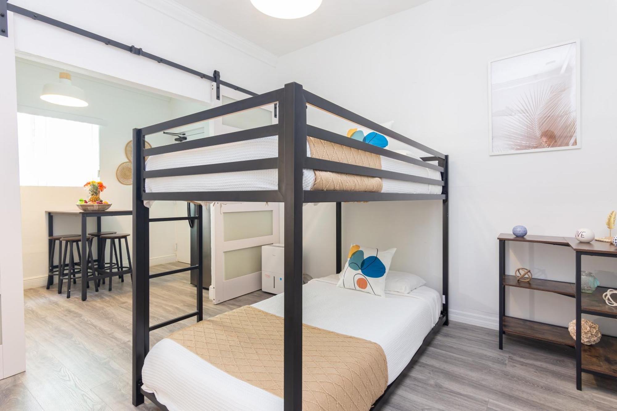 Apartahotel West Deco *